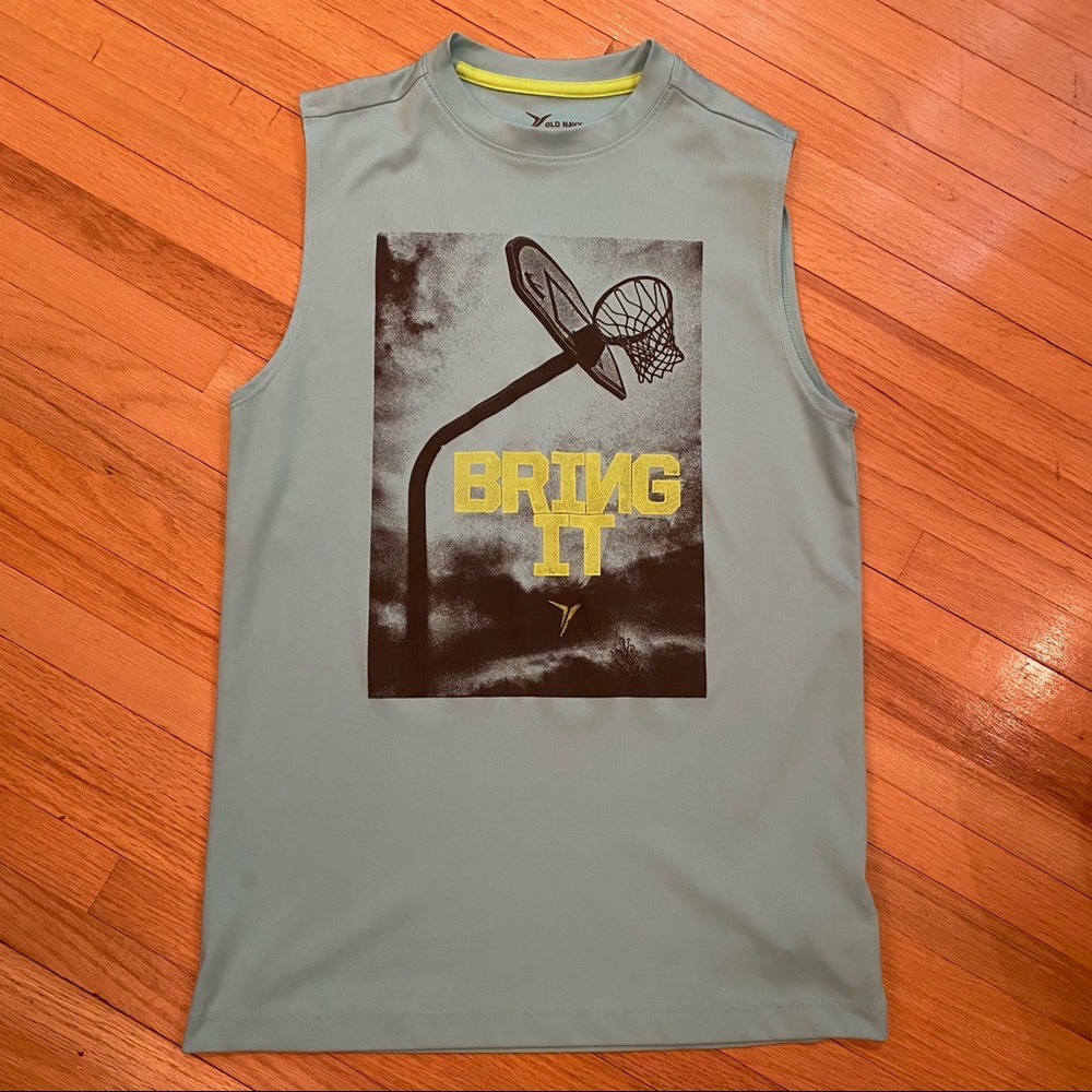 Old Navy boy’s tank L